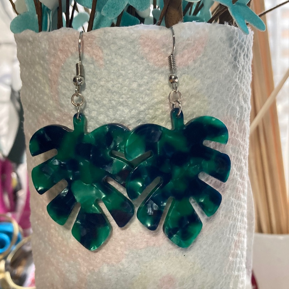 Summery Palm Leaf Earrings